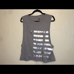VS Sport muscle tee